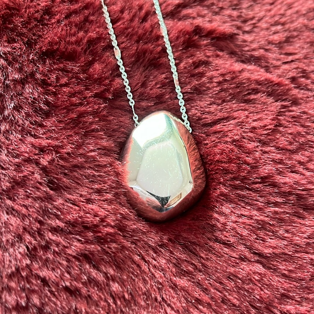 Stella and Dot Ulani pendant